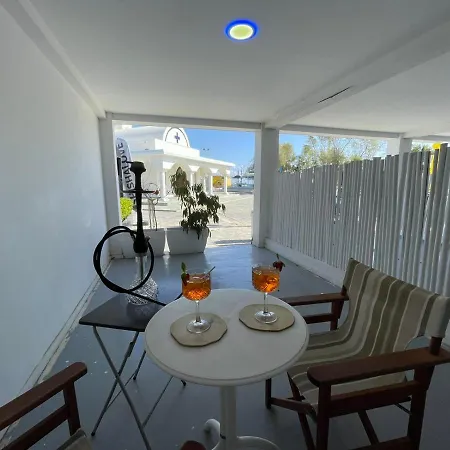 Bed & Breakfast Ocean Dreams - By The Harbour *