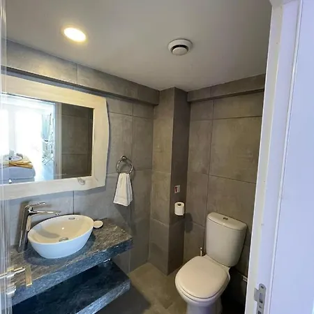 Bed & Breakfast Ocean Dreams - By The Harbour *